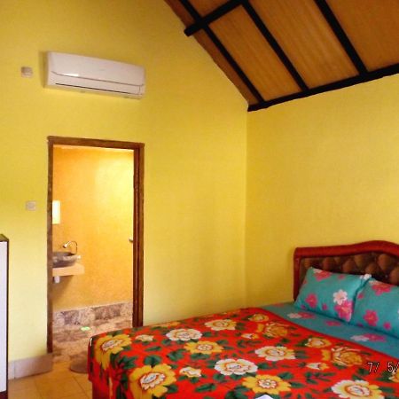 Aura Guest House Gili Air Exterior foto