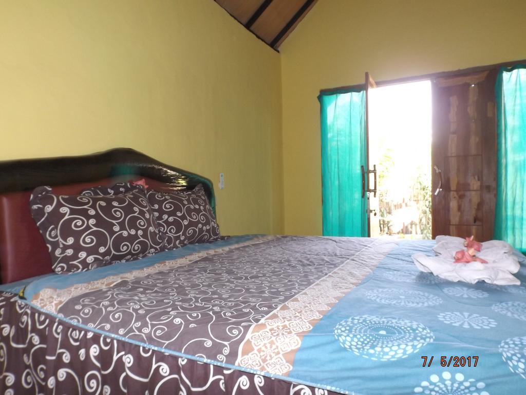 Aura Guest House Gili Air Exterior foto