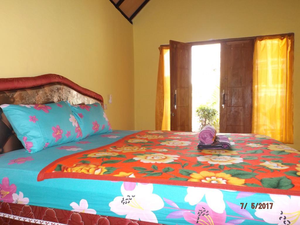 Aura Guest House Gili Air Exterior foto